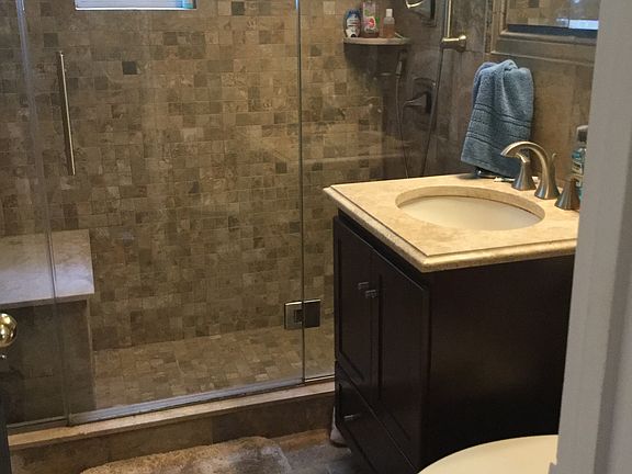 4th image of 260-45 Union Tpke #43H13