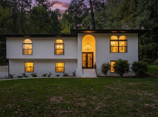 8946 Fuller Rd, Chattanooga, TN 37421