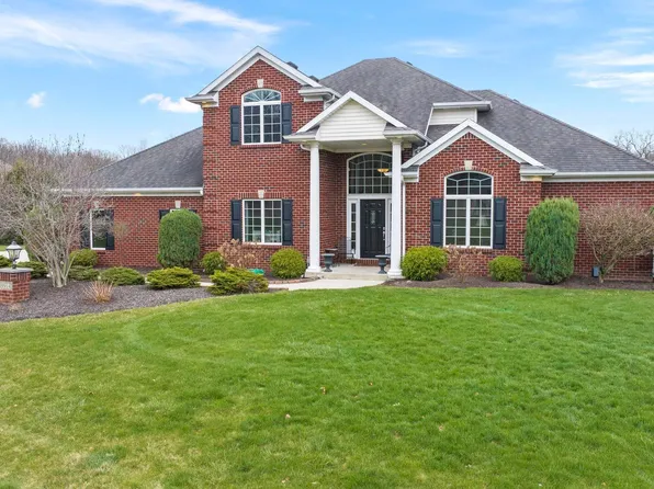 9914 Secluded Pl, Fort Wayne, IN 46835