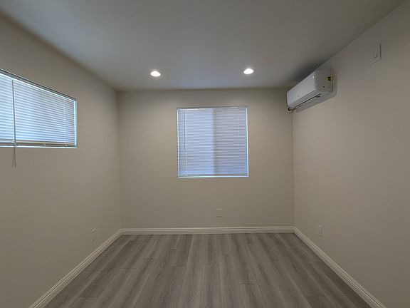 4th image of 705 W Norwood Pl #A
