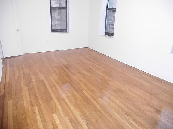 4th image of 36-20 168th St #6J
