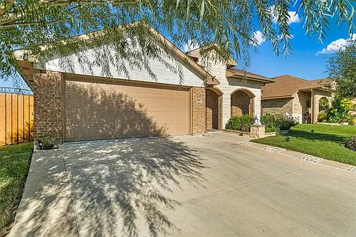 2905 Pacifico Way Photo 1