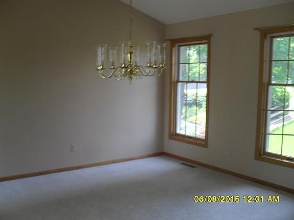 2nd image of 2025 Woodstone Dr