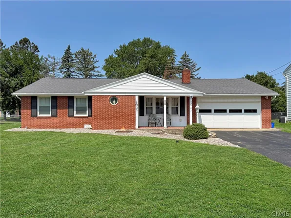 119 Longwood Dr, East Syracuse, NY 13057
