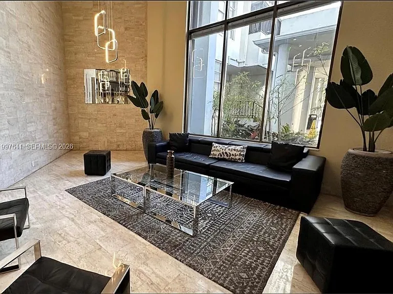 2750 NE 183rd St #801 — Photo 9