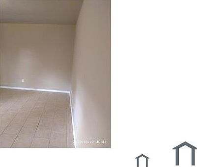 2nd image of 8034 Antoine Dr APT 123