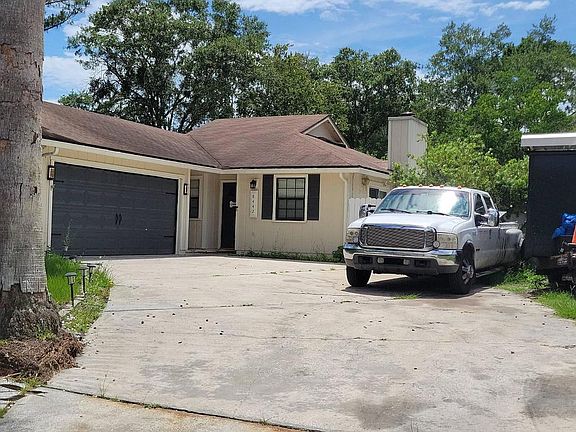 2nd image of 8442 Boysenberry Ln