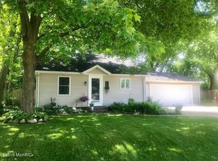 7826 Kingston Dr, Portage, MI 49002