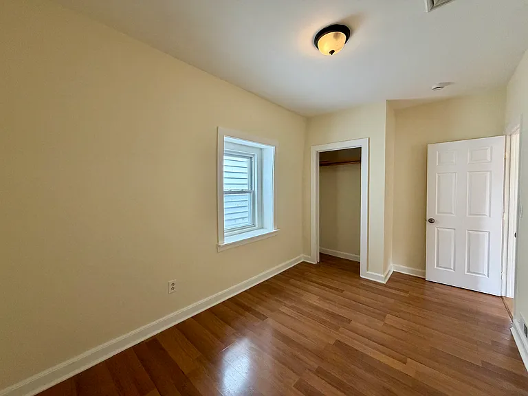 44 Everett St #2 — Photo 9