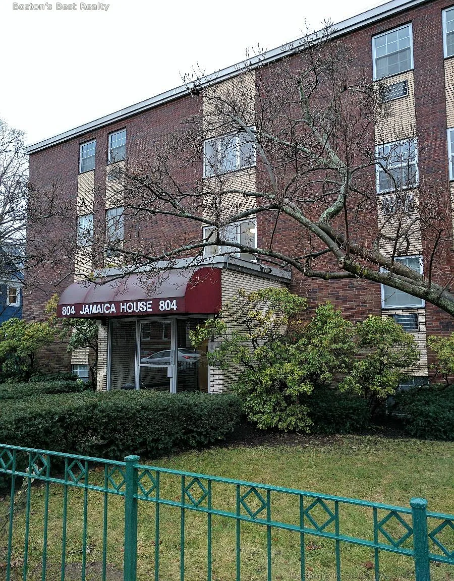 1 bed, 1.0 bath, $2,300 — Photo 1