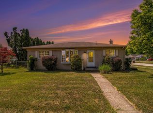 33539 Balmoral St, Westland, MI 48185