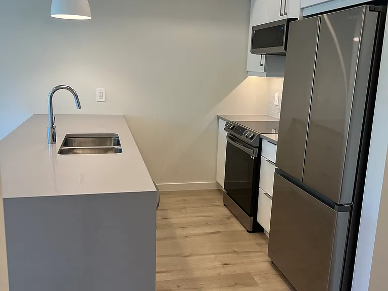 801 Island Hwy #409 — Photo 8