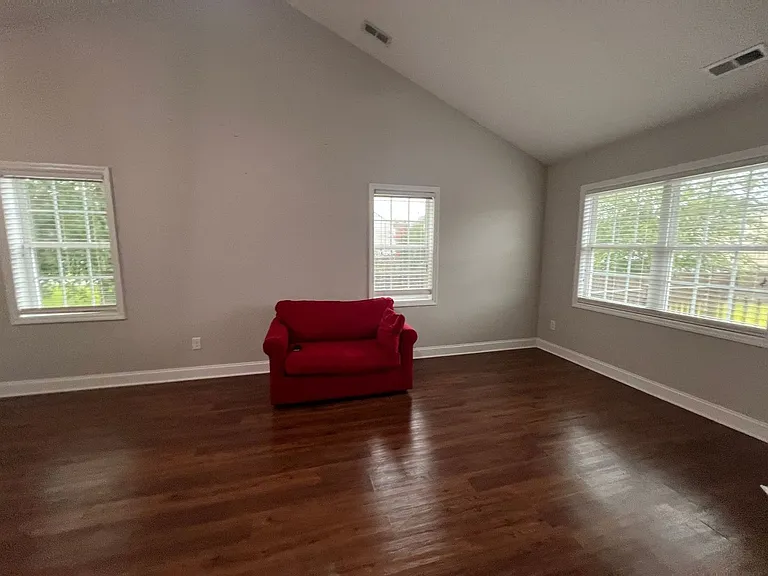314 Springcreek Ct — Photo 6