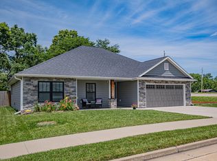 1501 Ellis Pl, Moberly, MO 65270