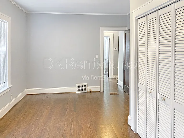 1739 Sylvan Rd SW — Photo 17