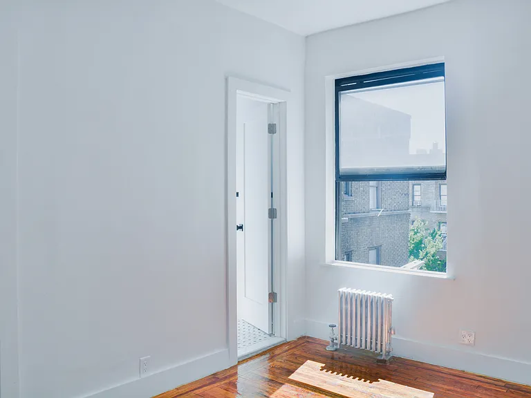 35 Thayer St #5JJ — Photo 3