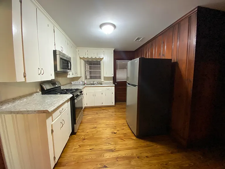 557 Taylor Pond Rd — Photo 6