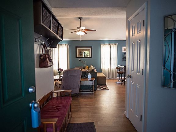 5th image of 1342 W Adams Hill Cir