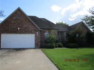 103 Blue Bird Ct, Richwood, TX 77531