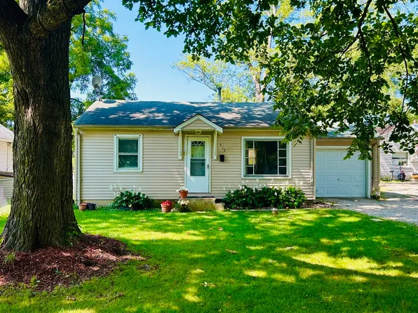 419 Blackhawk St, Joliet, IL 60432