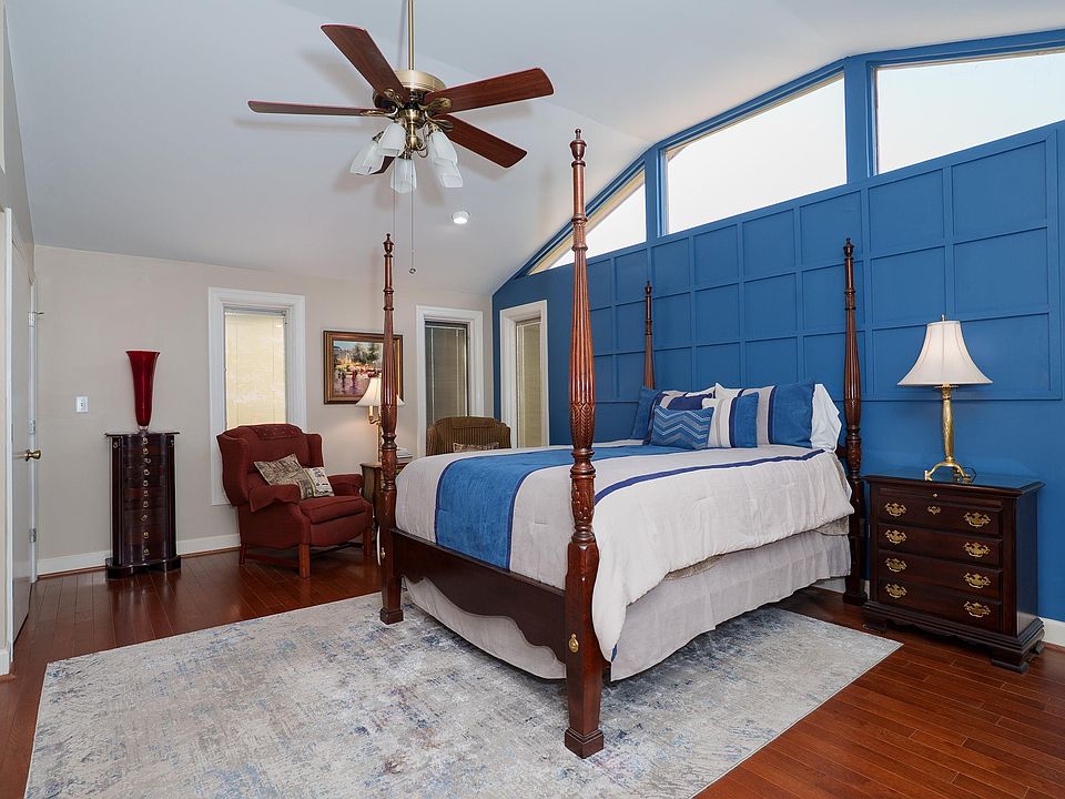 1st image of 101 Countryside Ln