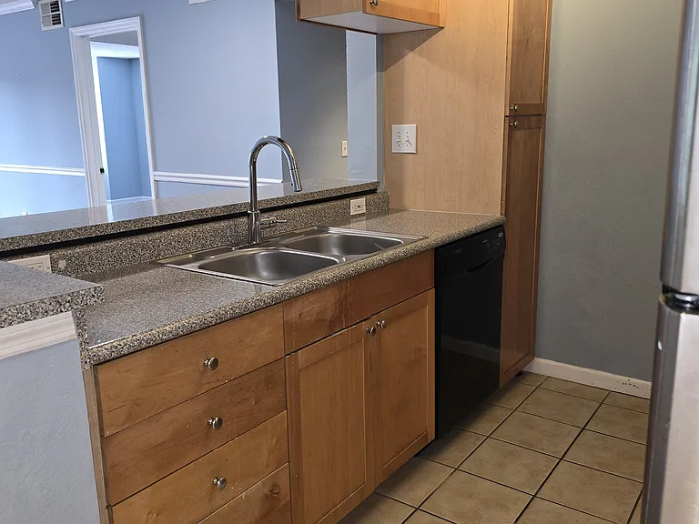 2500 Winding Creek Blvd #E205 — Photo 2