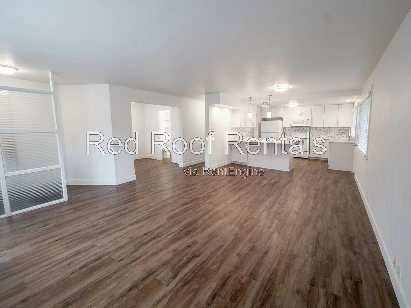 2 bed, 2.0 bath, 1200 sqft, $2,255 — Photo 4