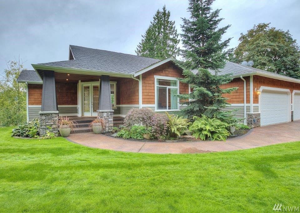 1st image of 10608 33rd Avenue Ct NW
