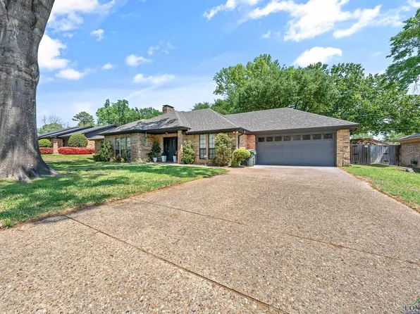 6214 Huntington Dr, Tyler, TX 75703