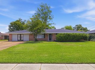 563 Jefferson Dr, Lake Charles, LA 70605