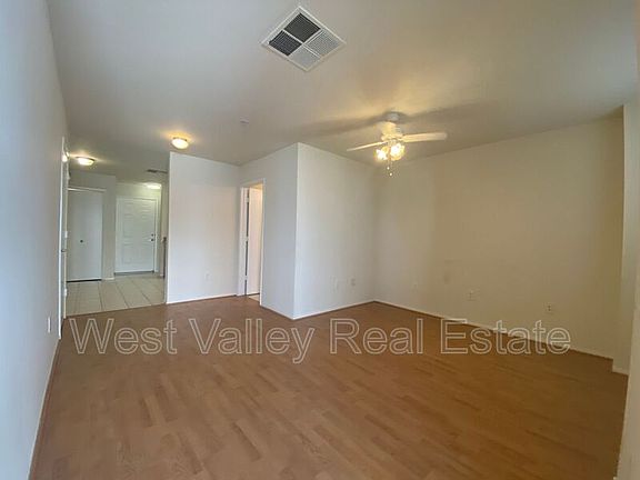 3rd image of 600 Hosking Ave #20C