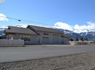 709 N Lake St, Joseph, OR 97846