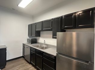 915 1/2 W Broadway Ave APT 1, Spokane, WA 99201