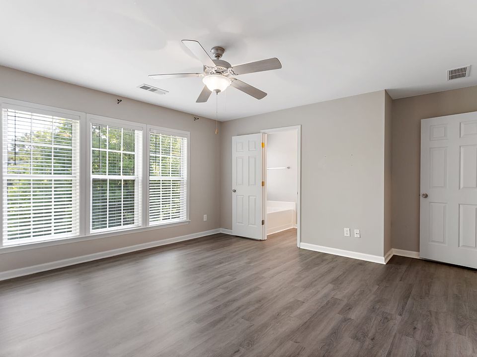 6250 Whirlaway Dr, Cumming, GA 30040 | Zillow