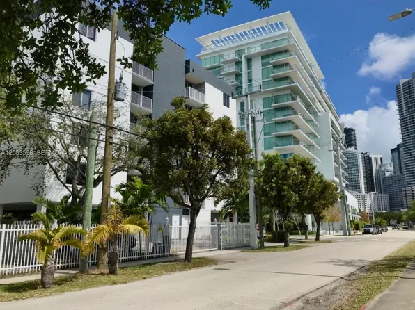 126 SW 17th Rd APT 405, Miami, FL 33129