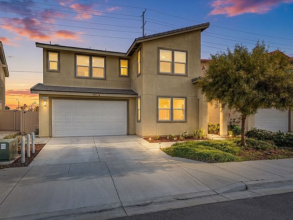 4th image of 1176 Woodbury Pl
