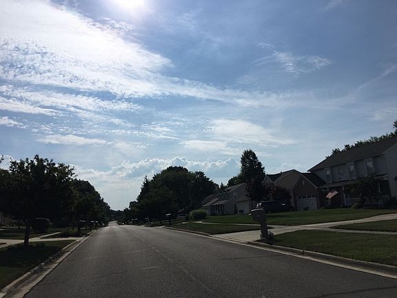4th image of 2743 Laurel Woods Blvd