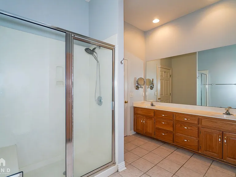 3253 Kickapoo Ave — Photo 14