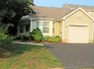 15 Mimosa Ln, Freehold, NJ 07728