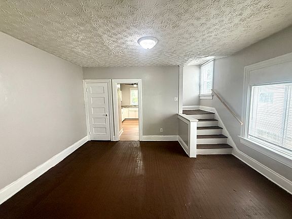 2nd image of 412 Neal Ave
