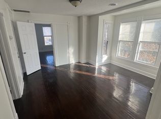 875 Burr St #2, Saint Paul, MN 55130