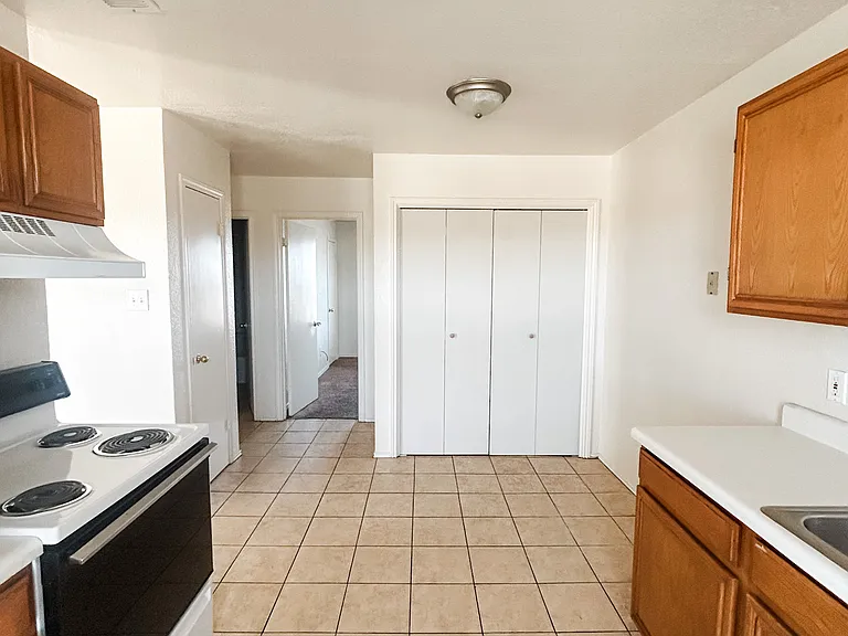 1808 Windward Dr #D — Photo 6