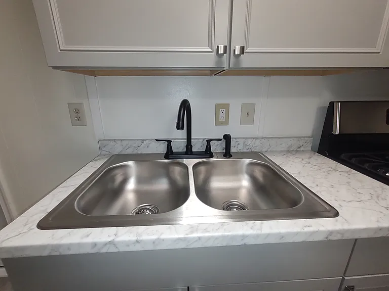 8672 Doris St — Photo 21