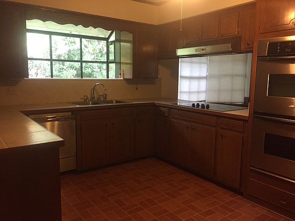 4th image of 1382 Havenwood Dr