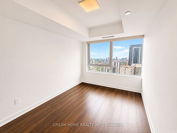 5th image of 609 Sherbourne St #3401