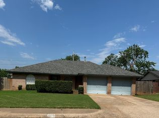 3109 S Rankin St, Edmond, OK 73013