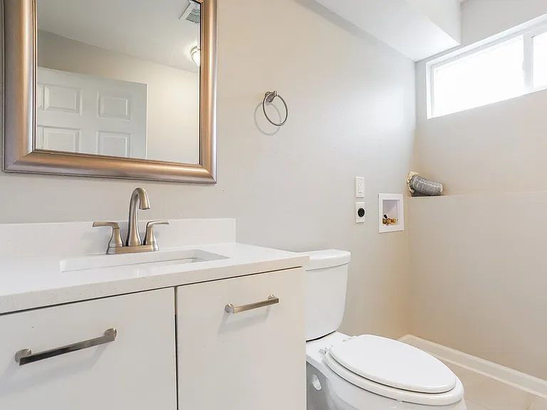 3907 S Halifax St — Photo 14