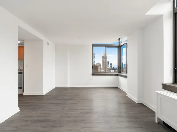 35 West 33rd Street image 7 of 25