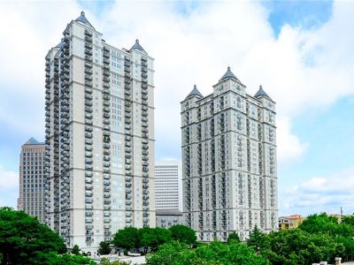 195 14th St NE UNIT 2402, Atlanta, GA, 30309