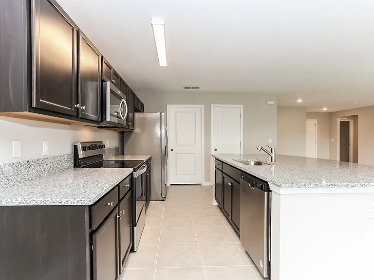 9330 Joannes Way — Photo 7